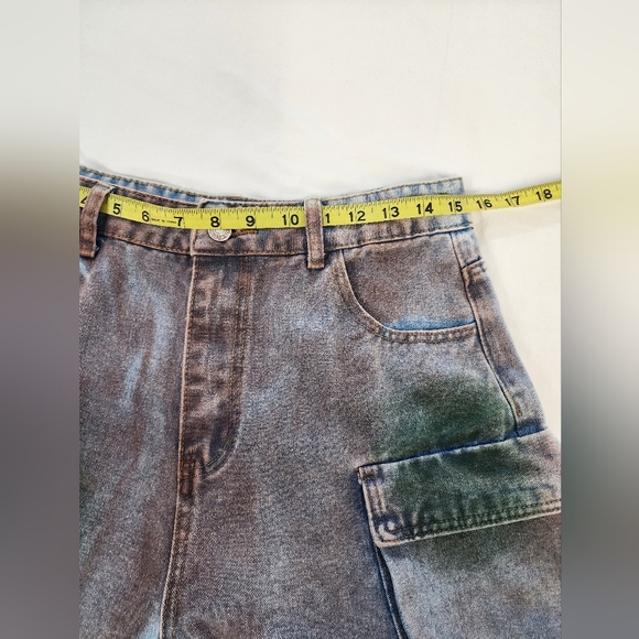 Unisez Multi-Pocket Cargo Barrel Jeans Green Accents Size XL (31") - Picture 11 of 13